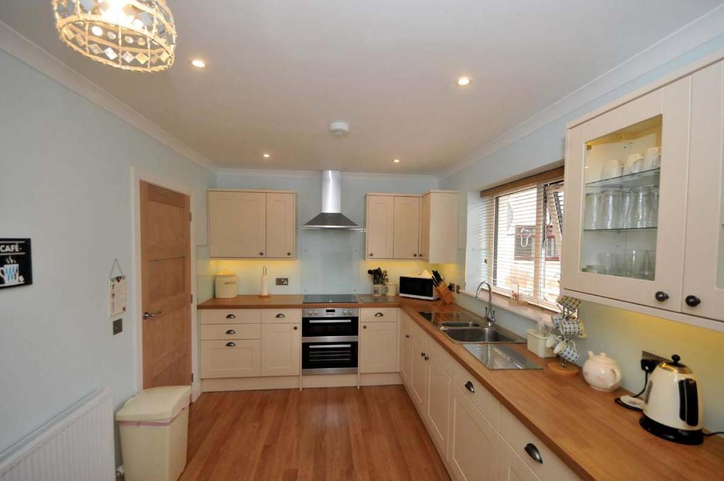 Tarven Self Catering cottages room 4